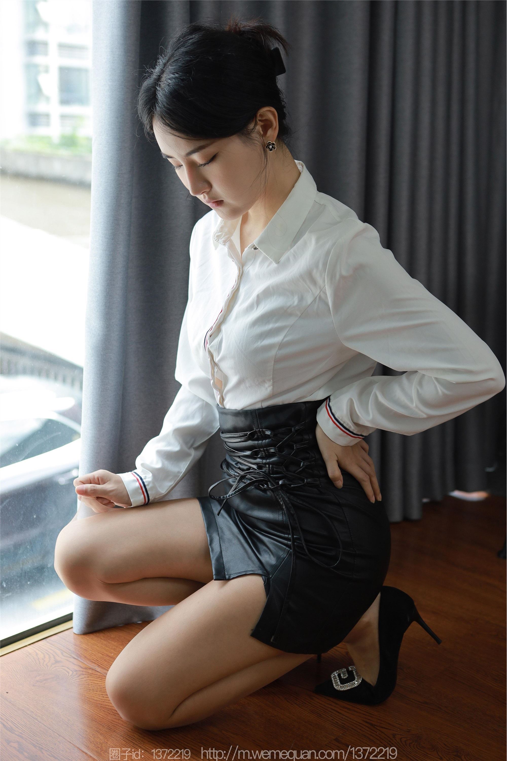 IESS异思趣向  2023.10.01 丝享家 1547 小宝《不开灯的房间》